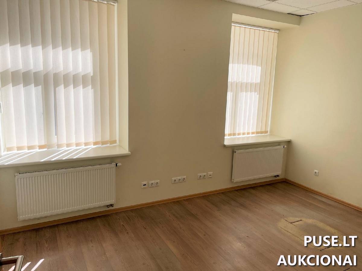 Administracinis pastatas Pastatai Rožių al. 4A, 03106 Vilnius, Vilniaus m. sav. 6