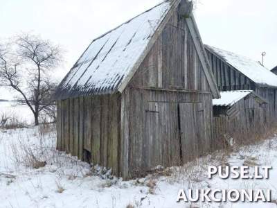 Gyvenamasis namas su ūkiniu pastatu kompleksu Radviliškio rajone, Kadylų kaime, pradinė kaina 5300 EUR