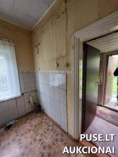 Parduodamas 1/1 dalies butas Vilniuje, A. Kojelavičiaus g. 214, pradinė kaina 17938 EUR