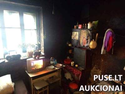 Parduodamas 55.95 kv. m bendro ploto butas su rūsiu Joniškio r., Minčaičių k., Berželio g. 26, pradinė kaina 504 EUR