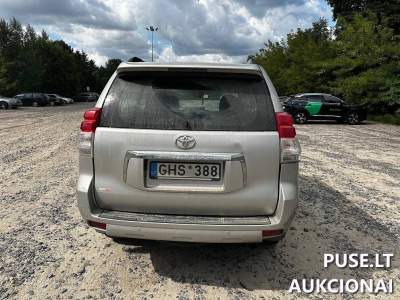 Toyota Land Cruiser (150 Series) automobilis Kaune [Senoje kaina] 16000 EUR