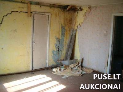 Parduodamas butas Seirijų miestelyje Lazdijų rajone, 61 kv.m, pradinė kaina 1928 EUR