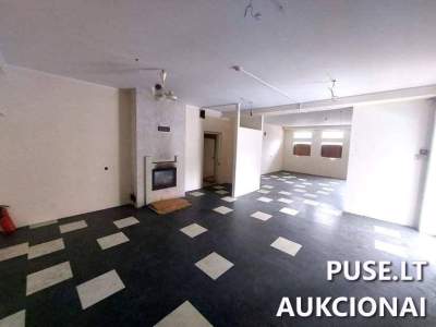 Parduodamas administracinis pastatas su sklypu Panevėžyje, K. Binkio g. 14, pradinė kaina 675000 EUR