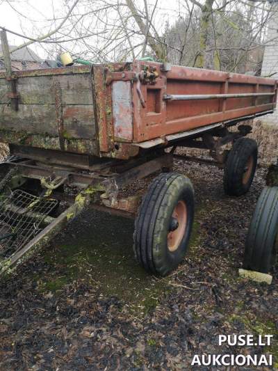 Traktoriaus priekaba 2PTS-4M parduodama aukcione nuo 200 EUR Biržų rajone