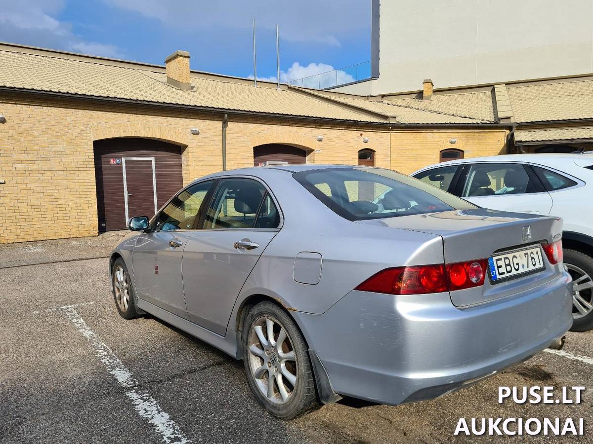 Keleivinis automobilis Honda Accord Keleivinis automobilis 7