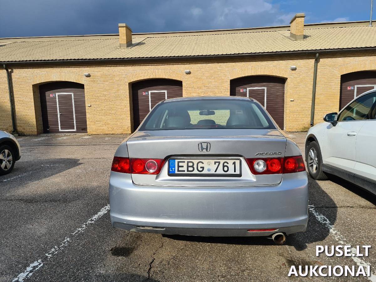 Keleivinis automobilis Honda Accord Keleivinis automobilis 8