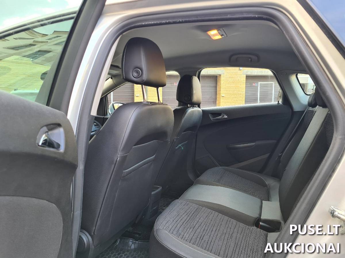 Keleivinis automobilis Opel Astra Keleivinis automobilis 4