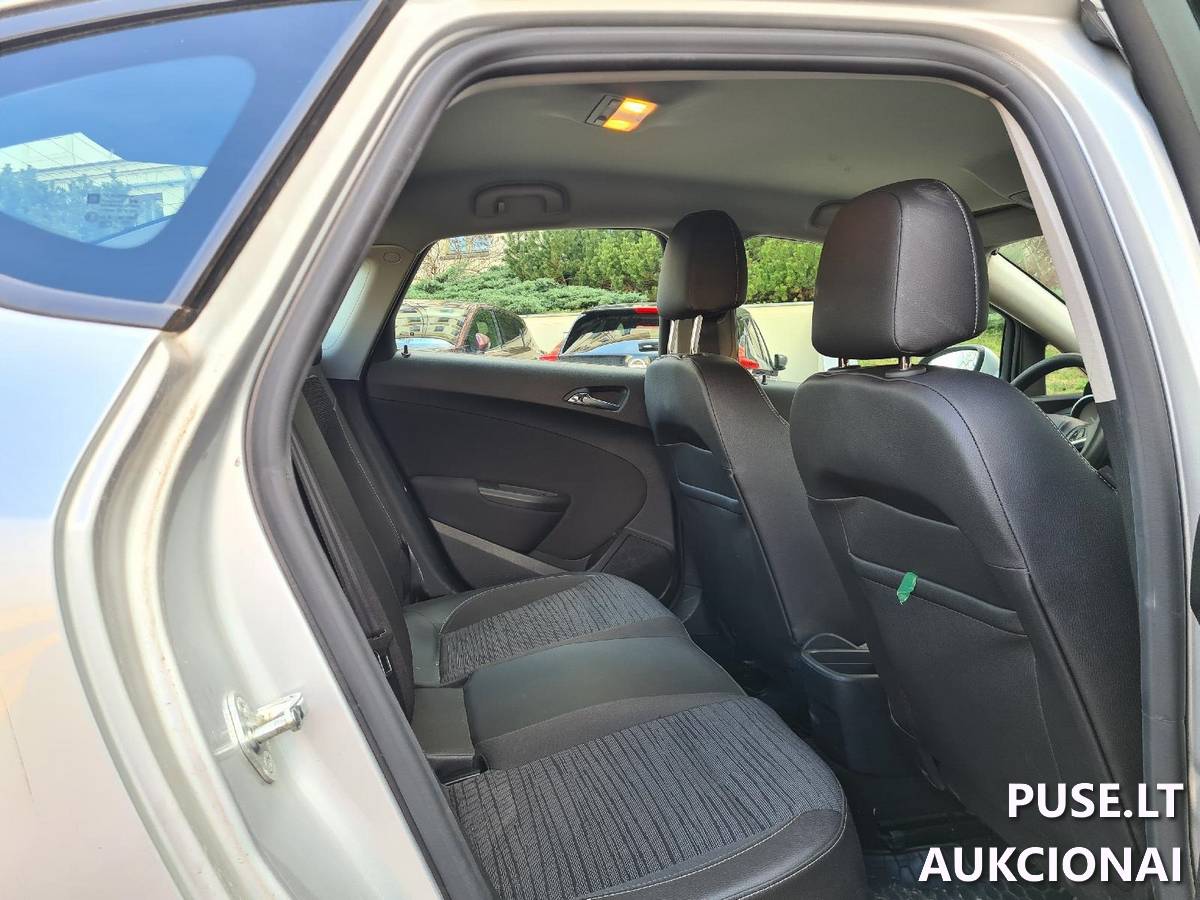 Keleivinis automobilis Opel Astra Keleivinis automobilis 5