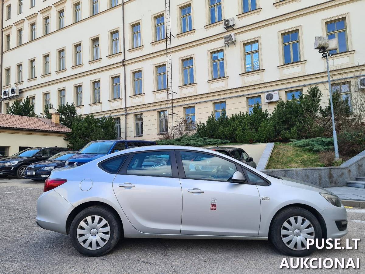 Keleivinis automobilis Opel Astra Keleivinis automobilis 10