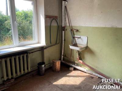 Gyvenamasis namas Zarasų rajone, Smalvų kaime, 267 kv.m bendro ploto, pradinė kaina 45172 EUR