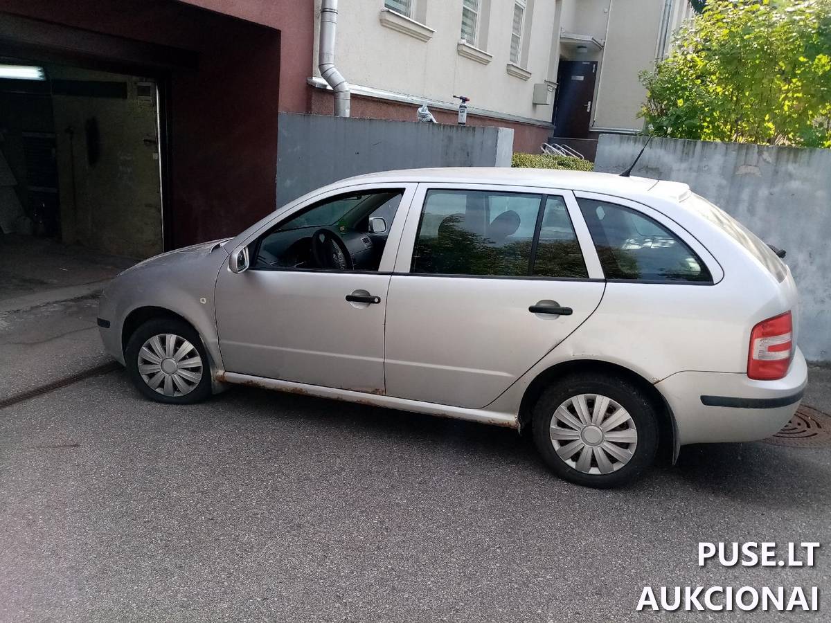 AUTOMOBILIS ŠKODA FABIA Lengvasis automobilis 3