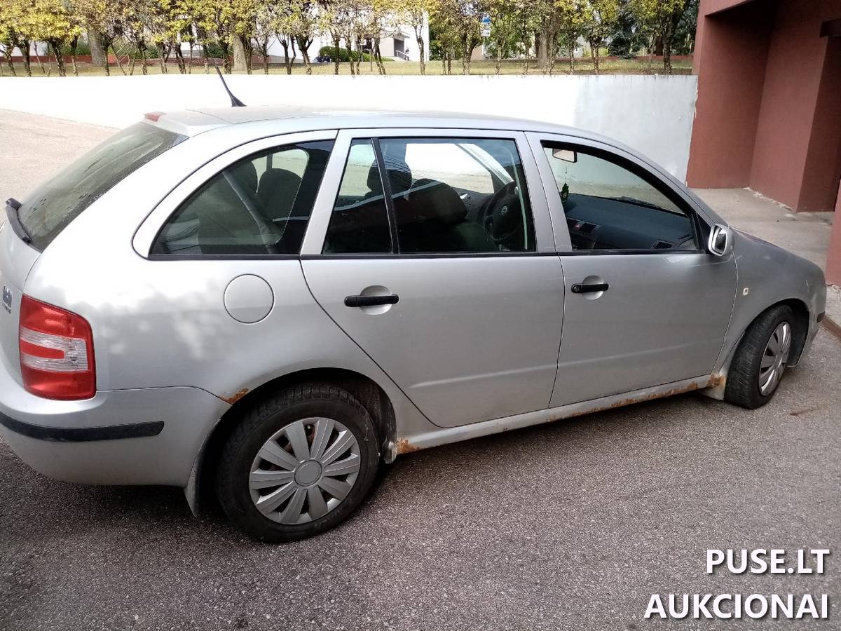 AUTOMOBILIS ŠKODA FABIA Lengvasis automobilis 5