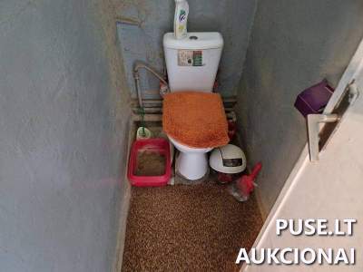 59/100 dalis buto Antakalnyje, Vilniuje, parduodama 52343 EUR pradinė kaina