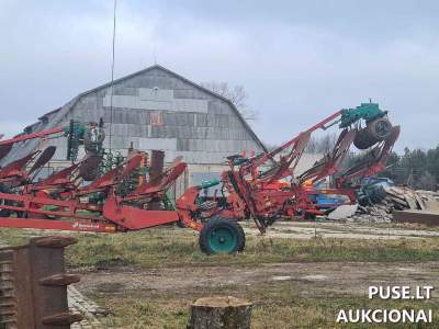 Pusiau pakabinamas apverčiamas plūgas Kverneland PW-100-8 (5+3) aukcione nuo 32000 EUR