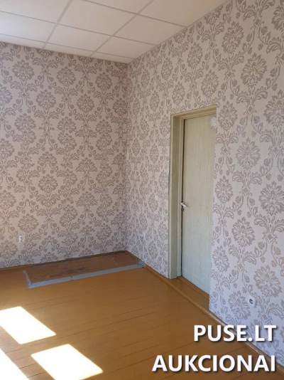 Parduodamas 42 kv.m butas Vilniuje, Žaliųjų Ežerų g. 18, pradinė kaina 33802 EUR