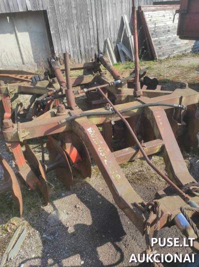 Lėkštinės akėčios BD-2,2 parduodamos aukcione Jurbarke: pradinė kaina 100 EUR