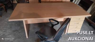 Biuro baldų komplektas Druskininkuose, pradinė kaina 287 EUR, bloga būklė