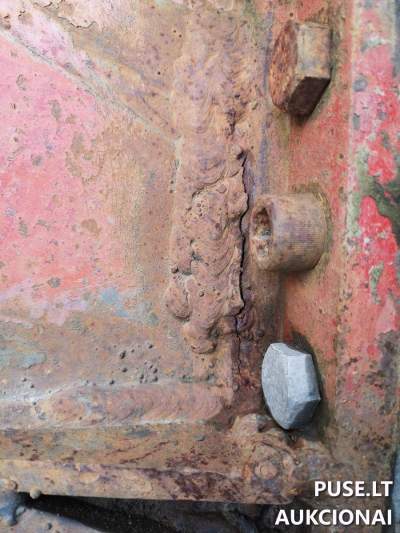 Plūgas Kverneland 4k parduodamas aukcione už 270 EUR, Kretingoje