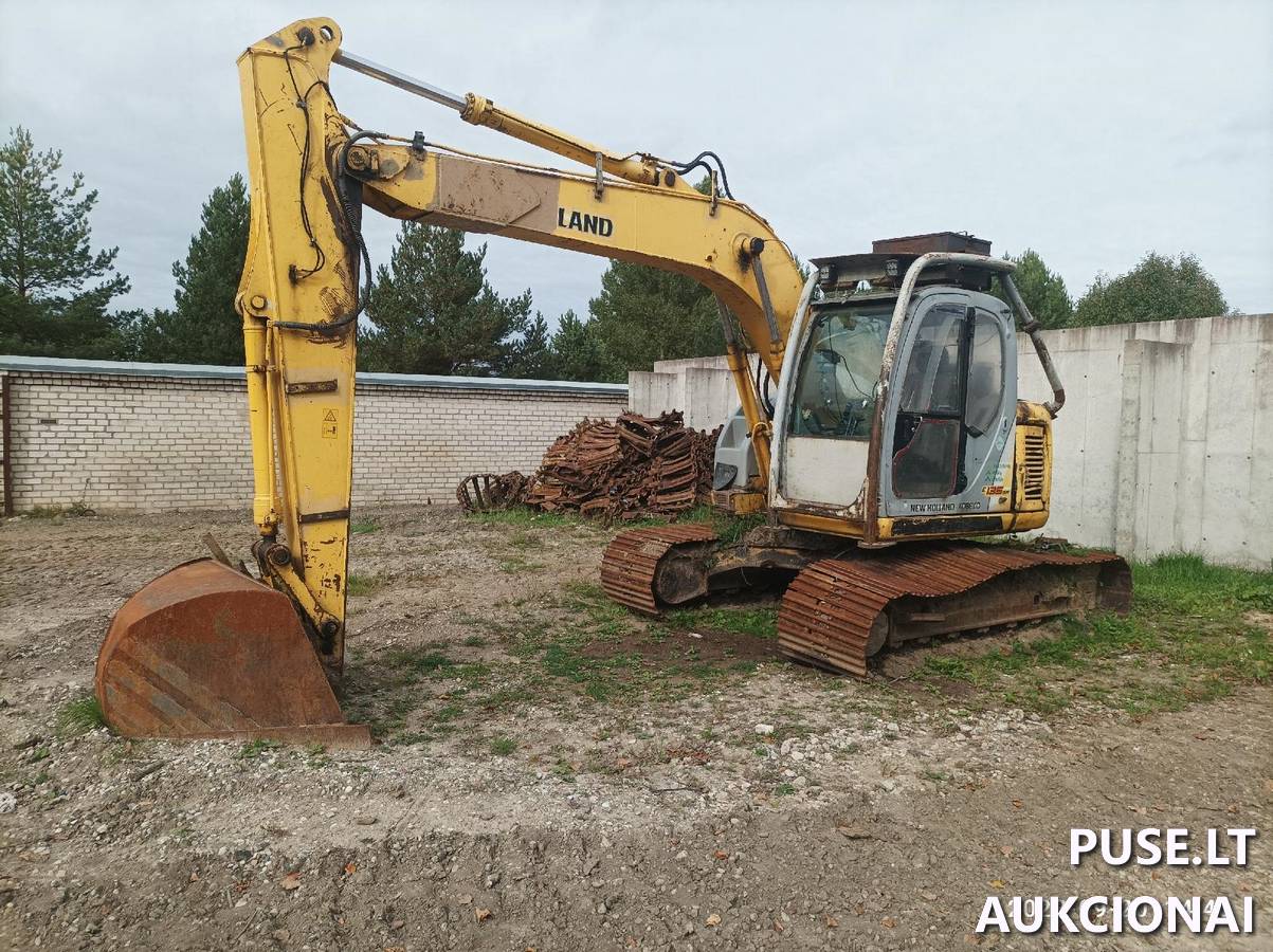 Vikšrinis ekskavatorius New  Holland E135SR Inv. Nr. 32-26006625 Nenurodyta 3