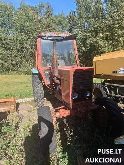 MTZ Belarus 82.1 traktorius iš Vilniaus/Prienų rajono aukcione, pradinė kaina 980 EUR