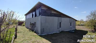 1/2 dalis gyvenamojo namo Šalčininkų r., Pilkainiuose, Miško g. 17 aukcionas nuo 10000 EUR