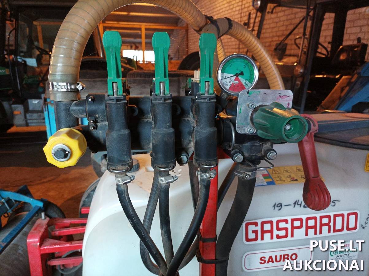 Pakabinamas purkštuvas Sauro 400/6 Inv. Nr.19-142-075 Kitas turtas 4