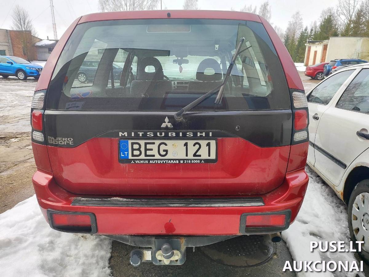 Mitsubishi Pajero Sport Lengvasis automobilis 1