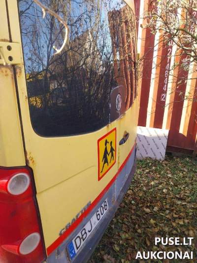 Mokyklinis autobusas VW Crafter 2007 m. 20 vietų parduodamas aukcione nuo 4000 EUR