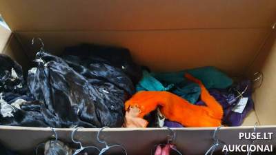 1037 išdirbtų audinių kailių pardavimas aukcione 16600 EUR pradinė kaina