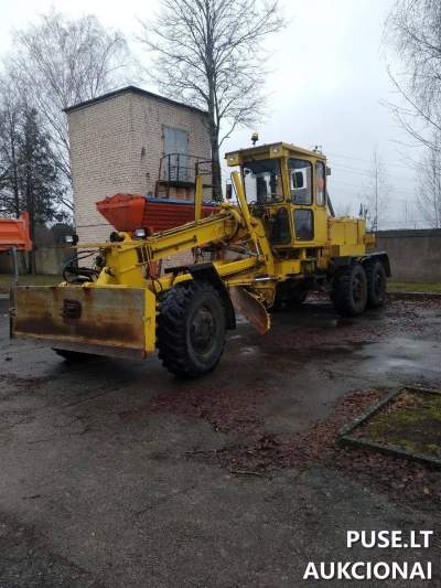 Autogreideris DZ-180A pakartotiniame aukcione nuo 5900 EUR - Technika Akmenėje