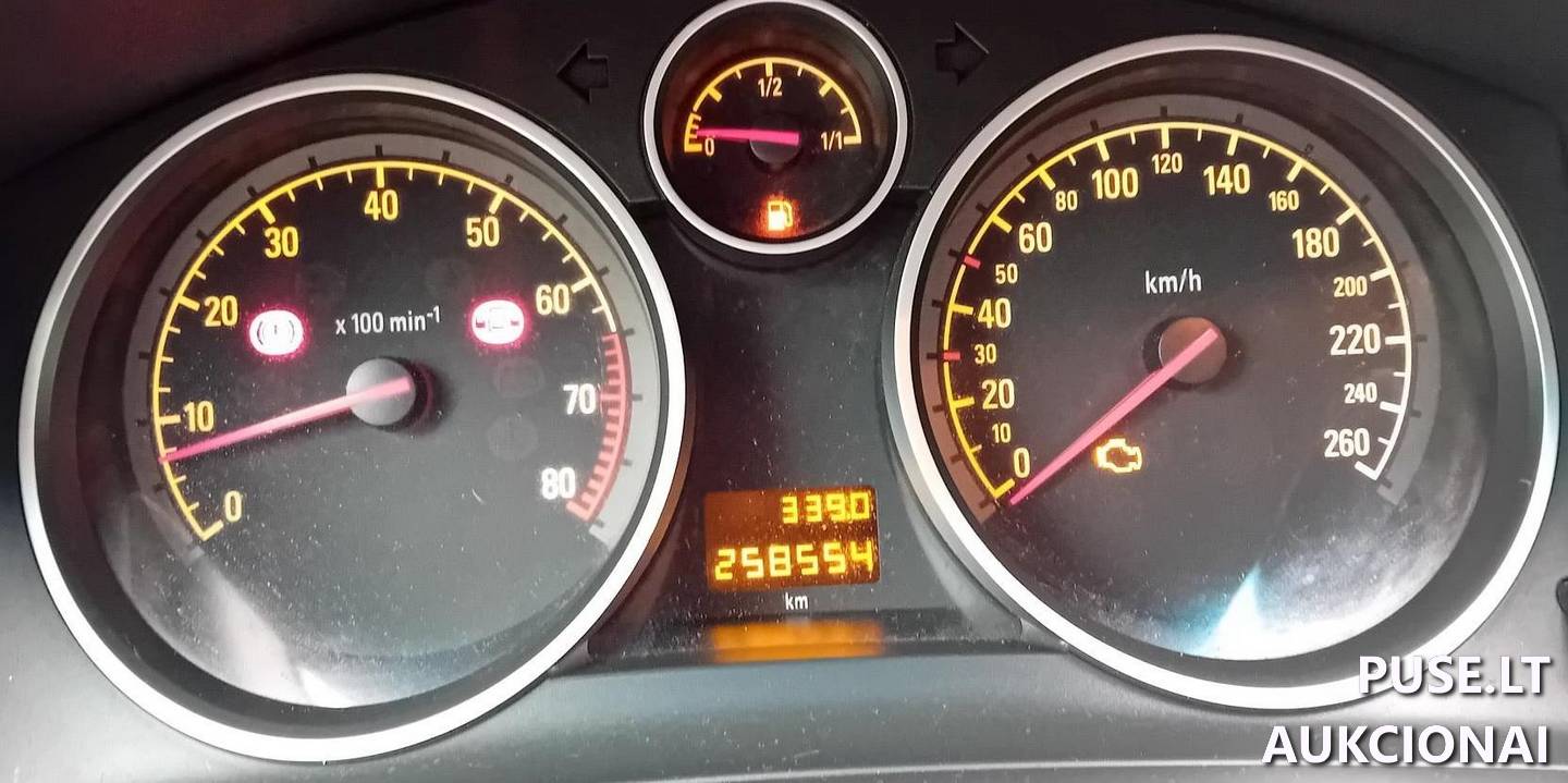 Opel Zafira  CFZ106 Lengvasis automobilis 9