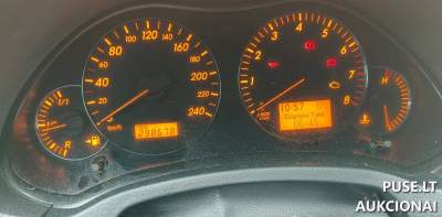 Parduodama Toyota Avensis 2007 m. sedanas Panevėžyje, pradinė kaina 400 EUR