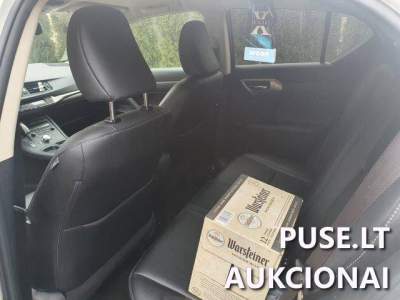 Keleivinis automobilis LEXUS CT200H hibridas 9600 EUR Kaune, antstolių varžytynės