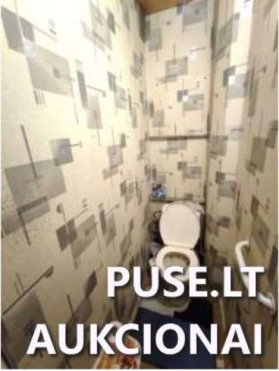 3/8 dalis buto parduodama Kazlų Rūdos mieste, Maironio g. 36, pradinė kaina 6160 EUR