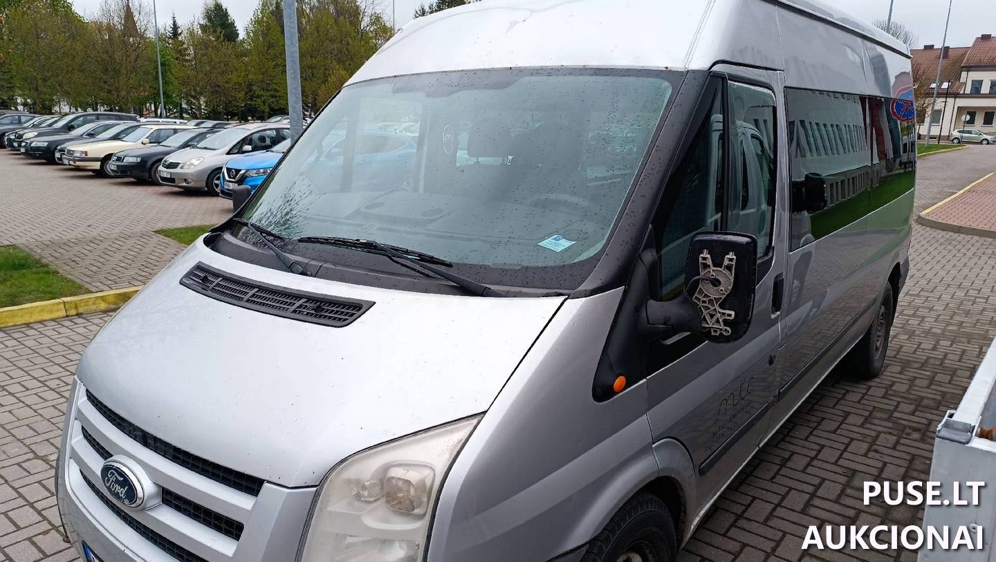 Lengvasis autobusiukas Ford Transit Keleivinis automobilis 2