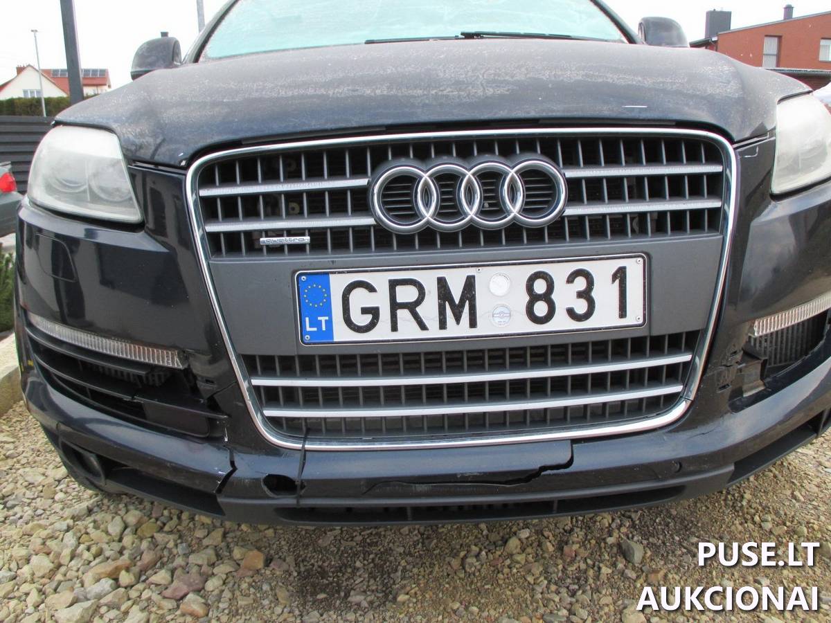 AUDI Q7 Keleivinis automobilis 12