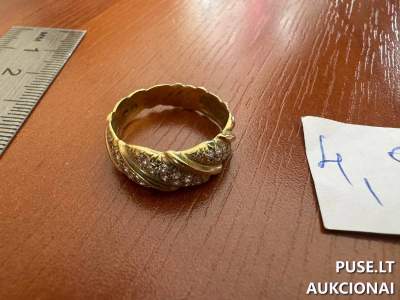 Baltų deimantų žiedas 4.99g be prabos aukcione pradinė kaina 120 EUR