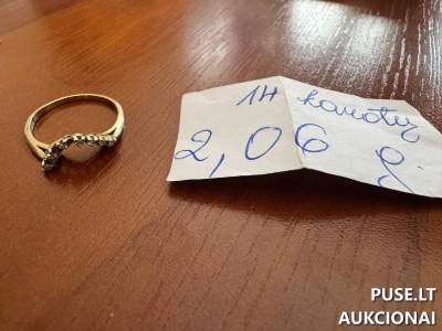 Unikalus 14K geltonojo aukso žiedas su septyniomis baltomis akutėmis, 48 EUR pradinė kaina