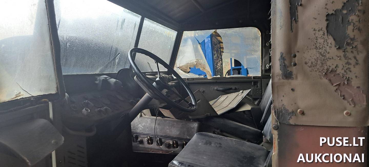 UNIMOG S 404 Krovininis automobilis nuo 3,5t. iki 12t. 4