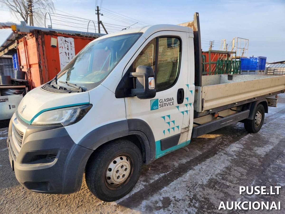Krovininis automobilis Peugeot Boxer L4 PTC 435, valst Nr. JHU 823, kuro tipas ? dyzelinas Krovininis automobilis iki 3,5t. 2