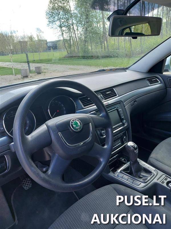 Skoda Superb Comfort Lengvasis automobilis 1