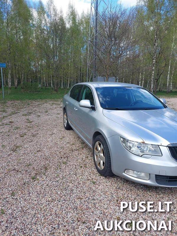 Skoda Superb Comfort Lengvasis automobilis 3