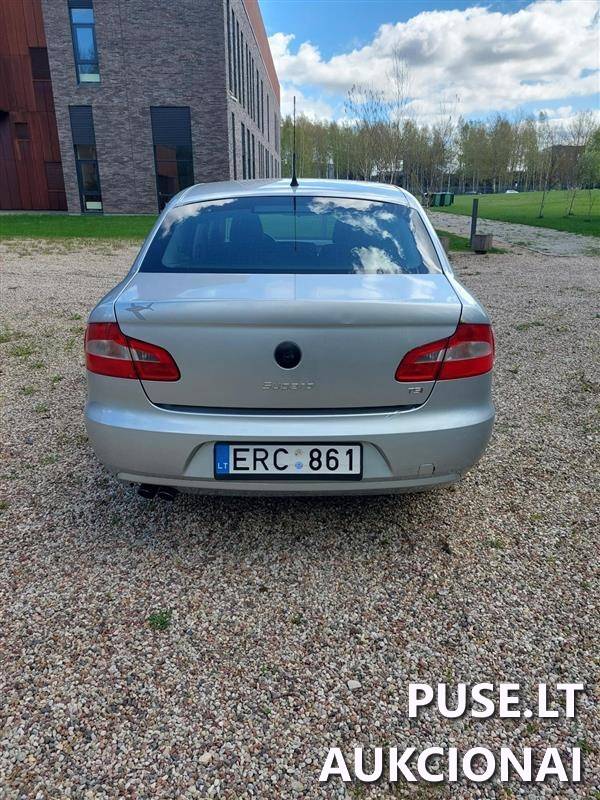 Skoda Superb Comfort Lengvasis automobilis 4