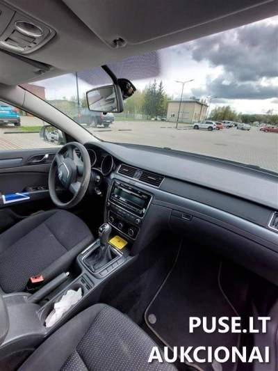 Skoda Superb Comfort 2009 m., benzinas, 118kW automobilis aukcione nuo 3200 EUR