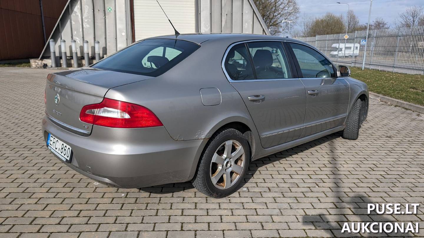 Skoda Superb Comfort Lengvasis automobilis 5