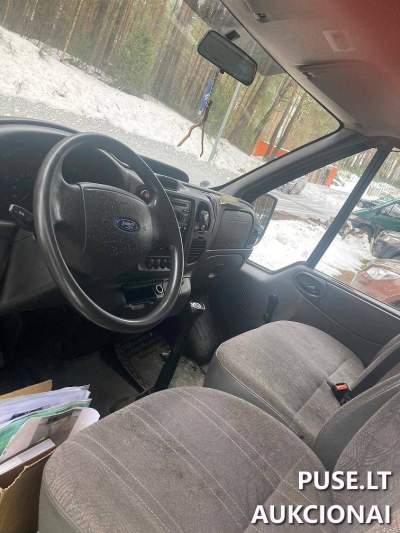Parduodamas naudotas dyzelinis Ford Transit Van300S 2006 m. Vilniaus rajone už 350 EUR