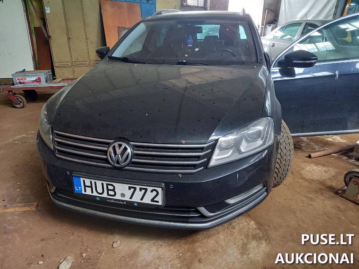 VW Passat v/n HUB772 Lengvasis automobilis 2