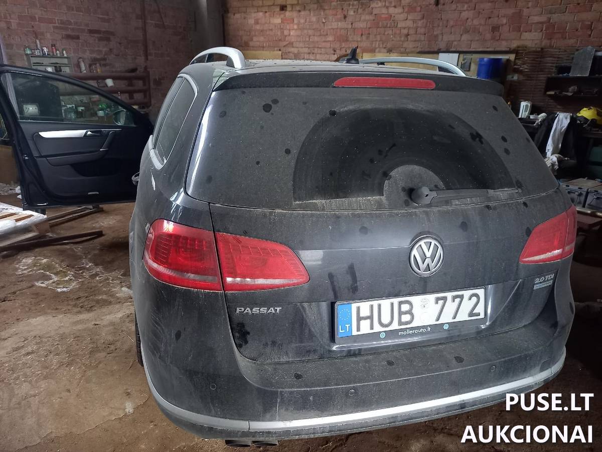 VW Passat v/n HUB772 Lengvasis automobilis 4