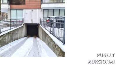 Garažo dalis Klaipėdos centre H. Manto g. 6A, pradinė kaina 8000 EUR - Antstolių aukcionas