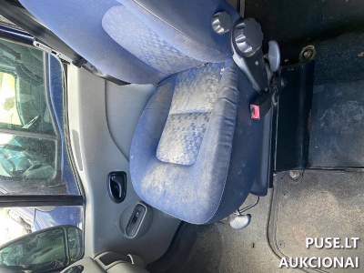 Krovininis automobilis OPEL MOVANO aukcione pradine kaina 4796 EUR